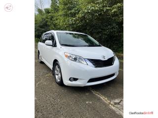 Toyota Sienna 2011, Toyota Puerto Rico