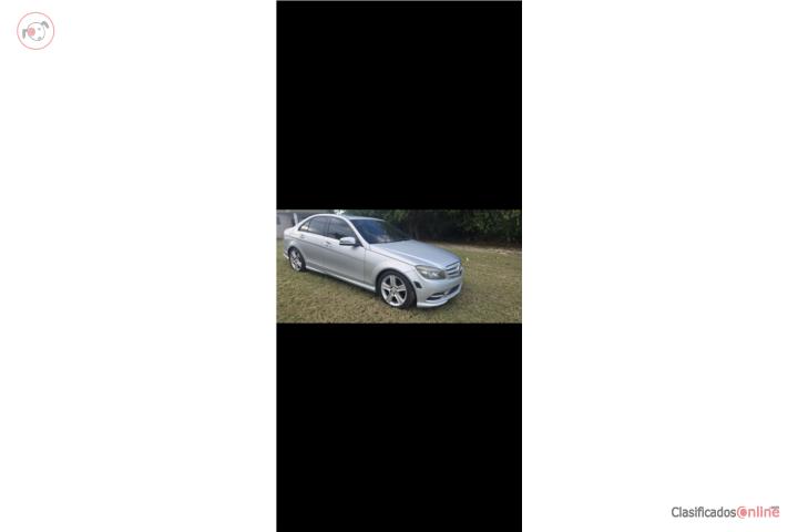 Mercedes Benz 2011 C300