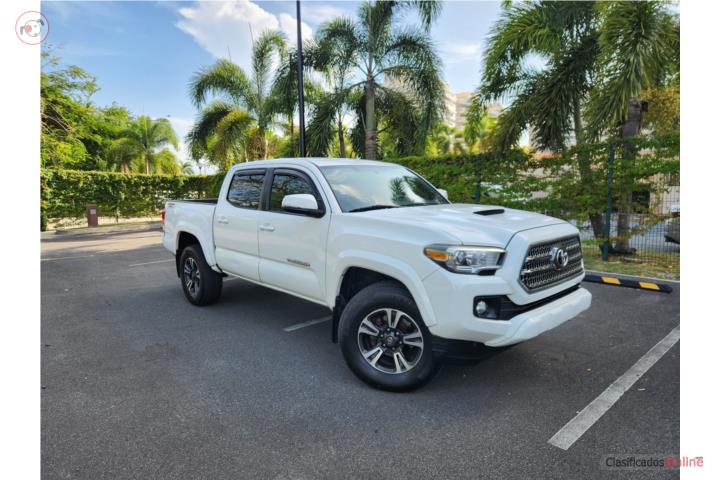 Tacoma 2017 TRD Sport - ¡76mil millas!