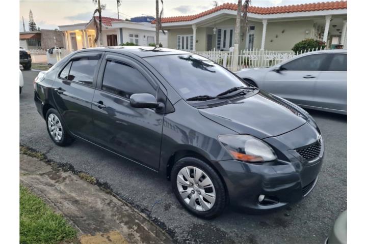 Toyota Yaris 2011 automatico