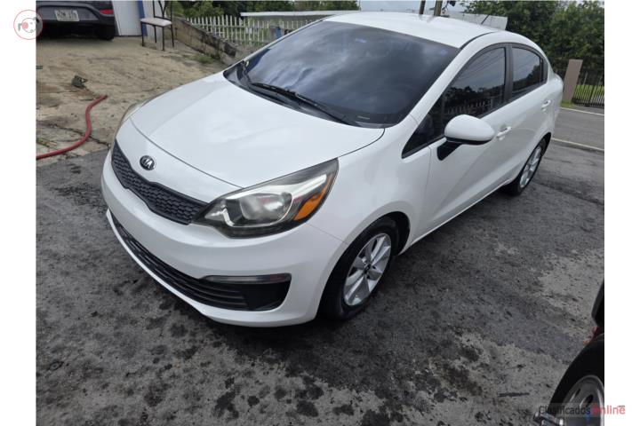 Kia rio 2016 buenas condiciones