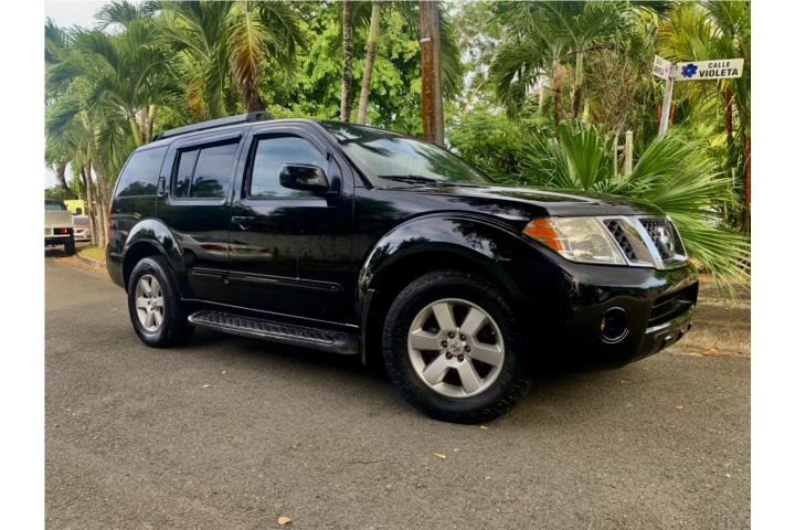 Nissan Pathfinder SV 2011 automática aire aco