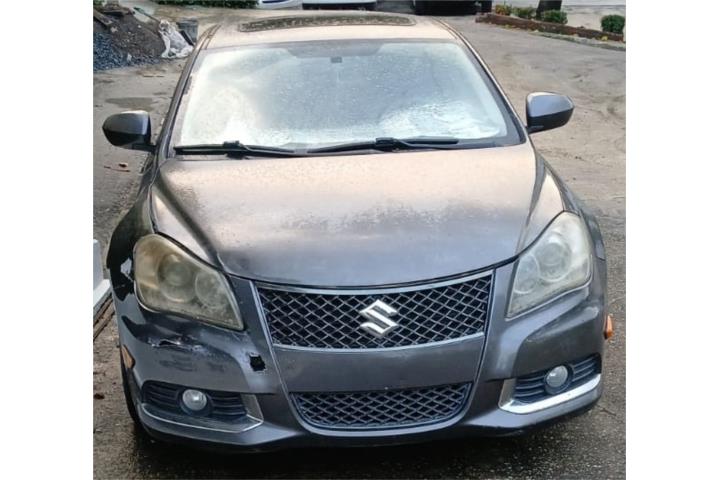 SUPER GANGA! SUZUKI KIZASHI 2013 PARA REPARAR