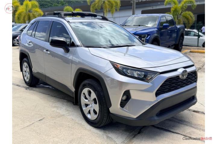 Toyota Rav4 LE 2021