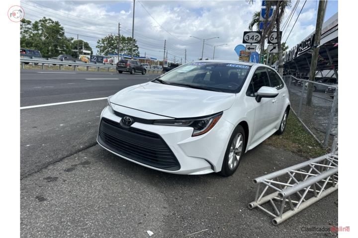 Corolla LE en buenas condiciones