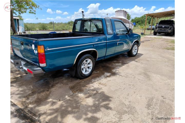 Nissan pickup