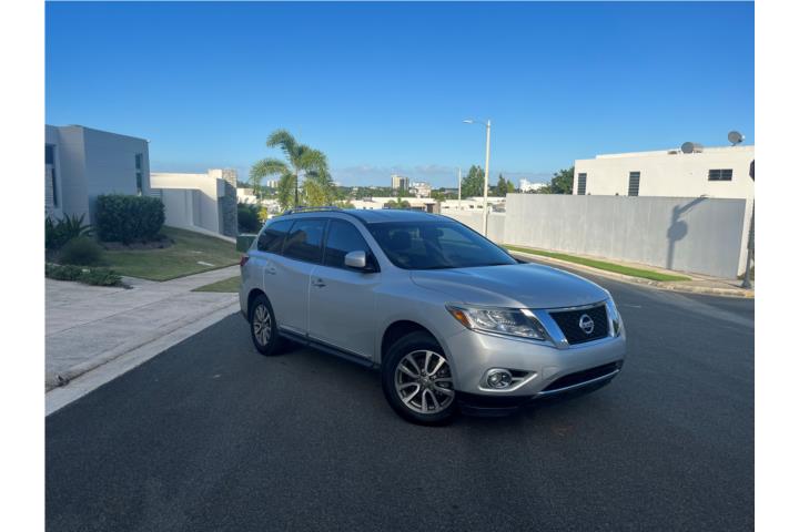 Nissan Pathfinder SL