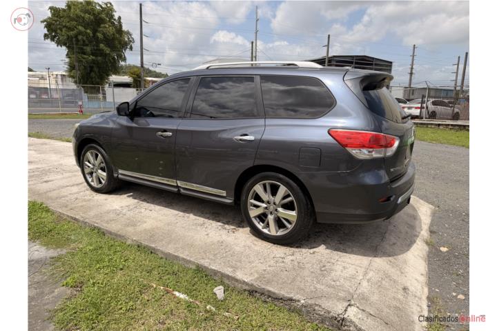 Nissan pathfinder platinum año 2013