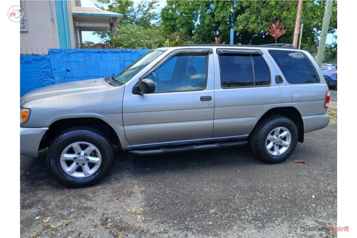 NISSAN PATHFINDER 2001 $3,700