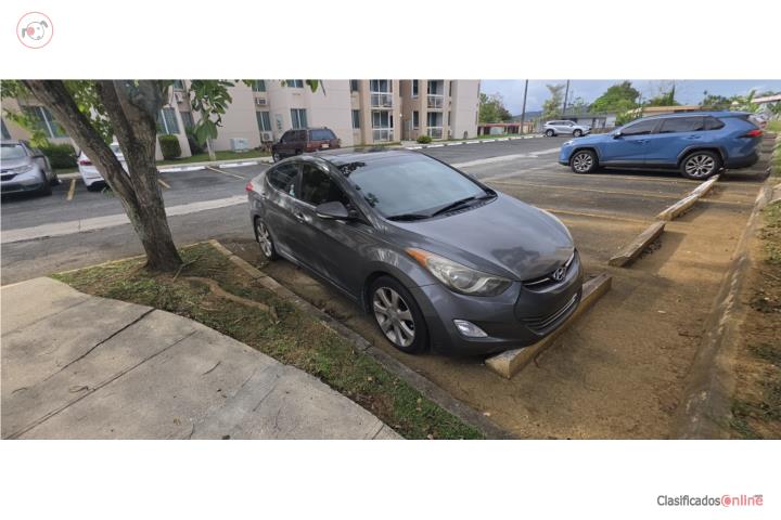 Hyundai Elantra Limited 2012 4,000