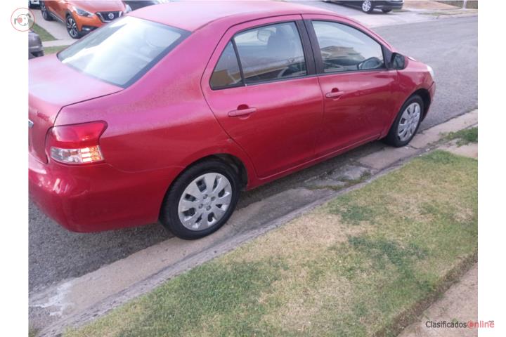 $4500 Toyota Yaris 07 aut marbete