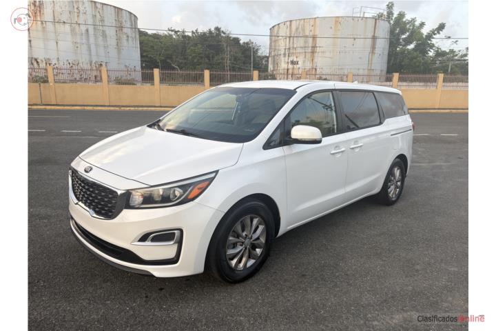Kia Sedona 2019 81,000 millas