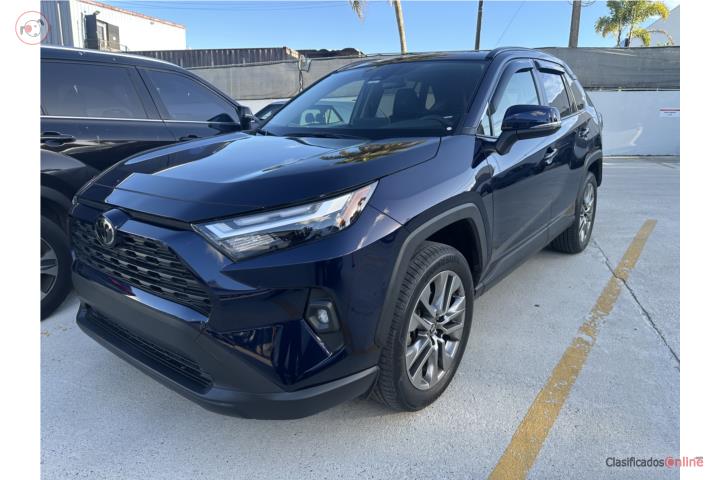 TOYOTA RAV4 2024