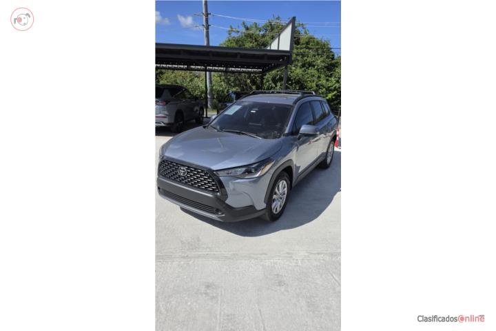 Toyota Corolla Cross  - COMO NUEVA