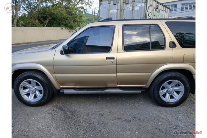 NISSAN PATHFINDER 2004 $3,600