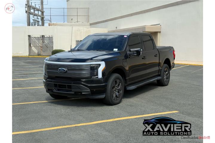 Ford F-150 Lightning Lariat 2022