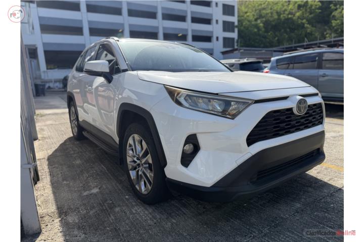2019 Toyota RAV4 XLE