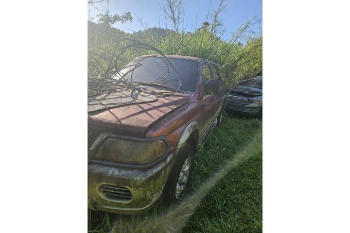 Mitsubishi Nativa Sport 2001