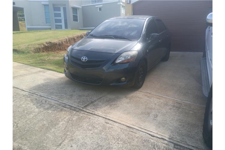 $4600 Yaris std 07 aire marbete