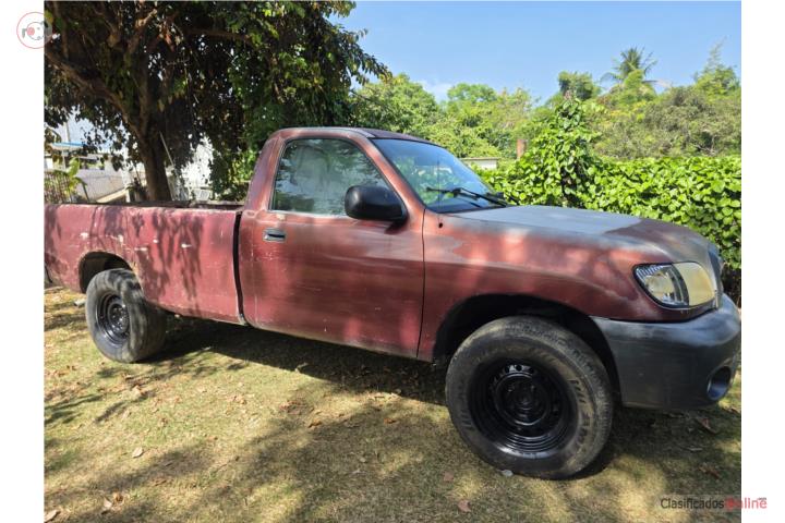 Tundra 2004 es para trabajo buena de motor y