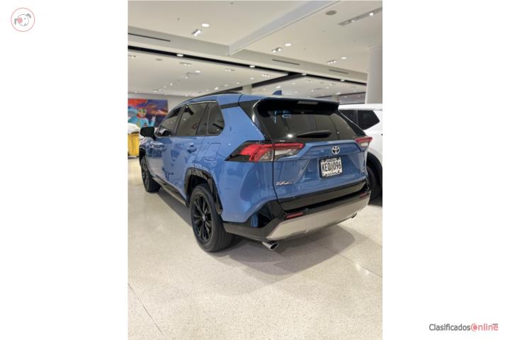 Toyota RAV4 SE Hybrid 2023 SOLO 46,377 MILLAS