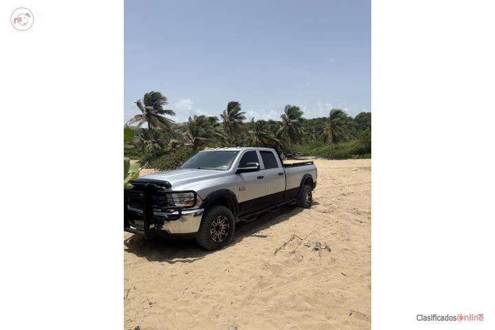RAM 3500 SLT 2012 Cummins Diesel 4x4