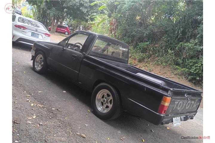 Toyota pickup 22r STD A/C