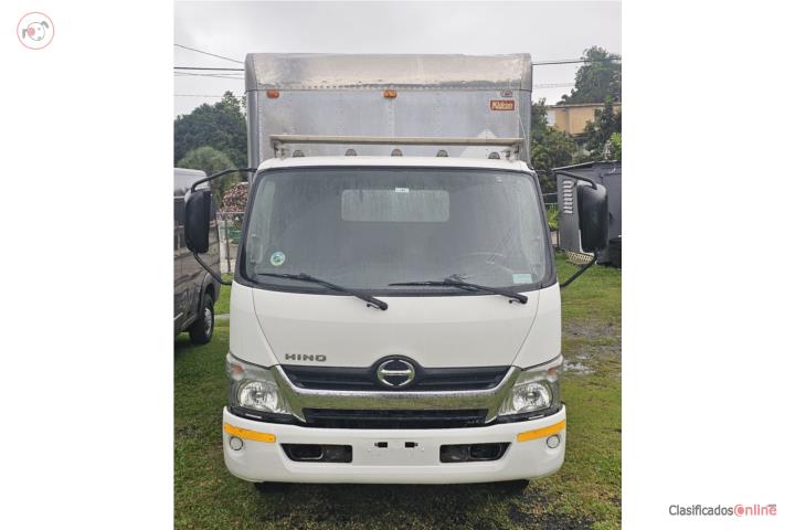 Hino 195 16 pies lifter