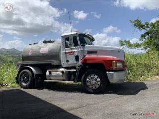 Truck MACK 2004 con tanque de diesel 1000 gal, Mack Puerto Rico