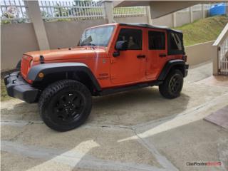 Jeep Puerto Rico Jeep Wrangler JK 2015 poco millage . 