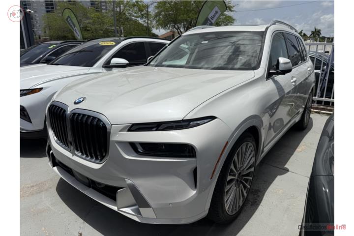 BMW X7 xDrive40i 2023 - Lujo y Elegancia