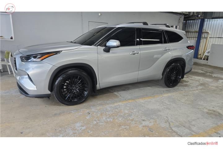 Toyota highlander xle 2022 42 mil millas