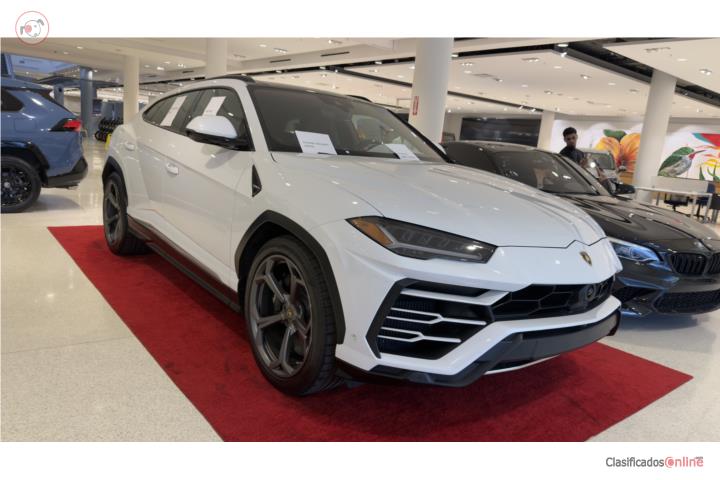 2020 Lamborghini urus