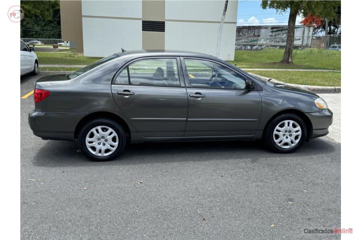Se vende Toyota Corolla 2004