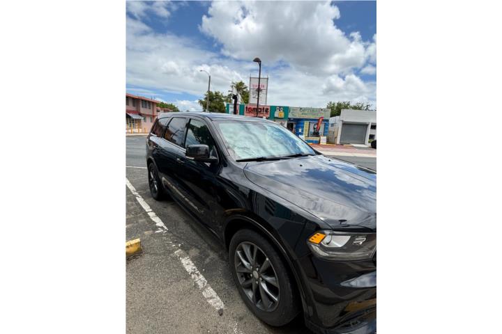 Reliable and spacious Dodge Durango For Sale