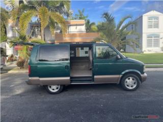 GMC Safari Verde 2003 , GMC Puerto Rico