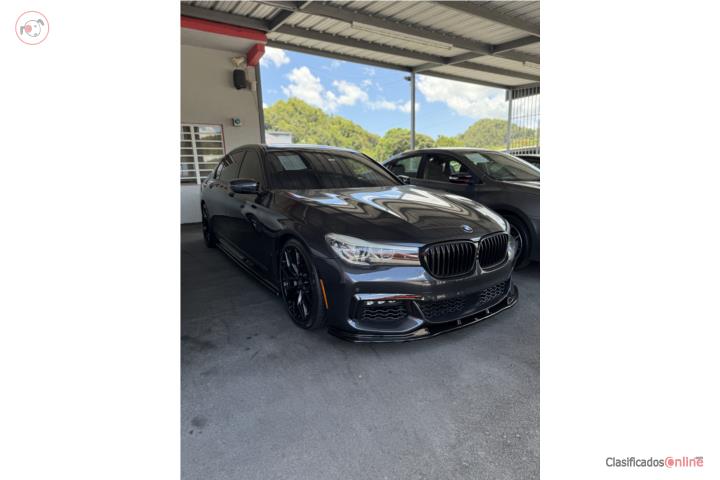 2017 BMW 740e