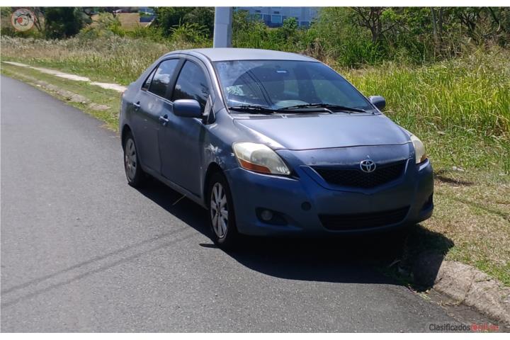 Yaris 2010, $3,500