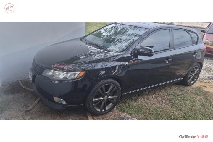Kia forte 2012 aut 62,000 millas