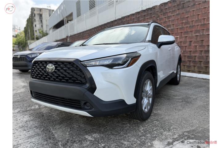 2023 TOYOTA CROSS LE