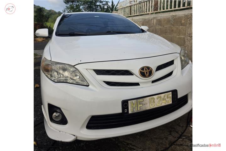 Toyota Corolla 2013 $10,500 OMO