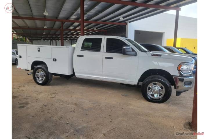 RAM 2500 6.4L HEMI 4X4 2023
