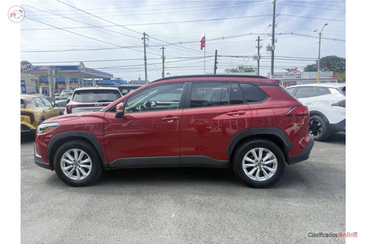TOYOTA CROSS 2024