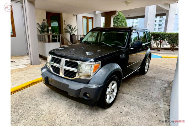 NITRO SXT 3.7L V6 4X4 GANGA!