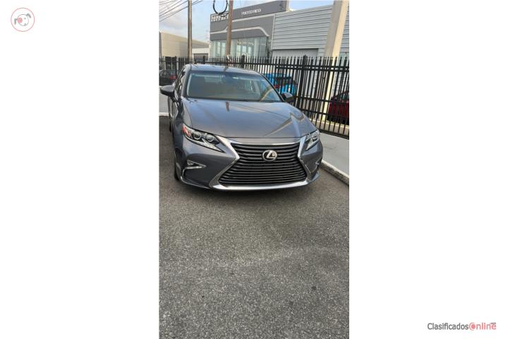 Lexus ES350 Luxury Solo 23,505 millas