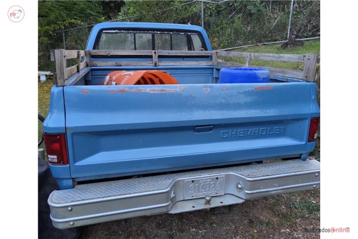 Chevrolet K10 azul claro