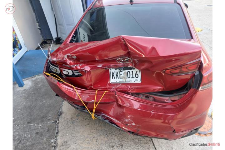 Hyundai accent 2020 accidentado