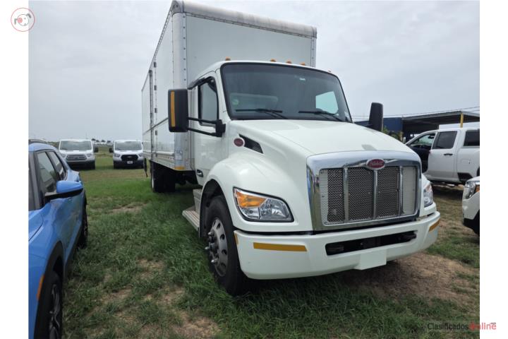 Peterbilt 365 2025