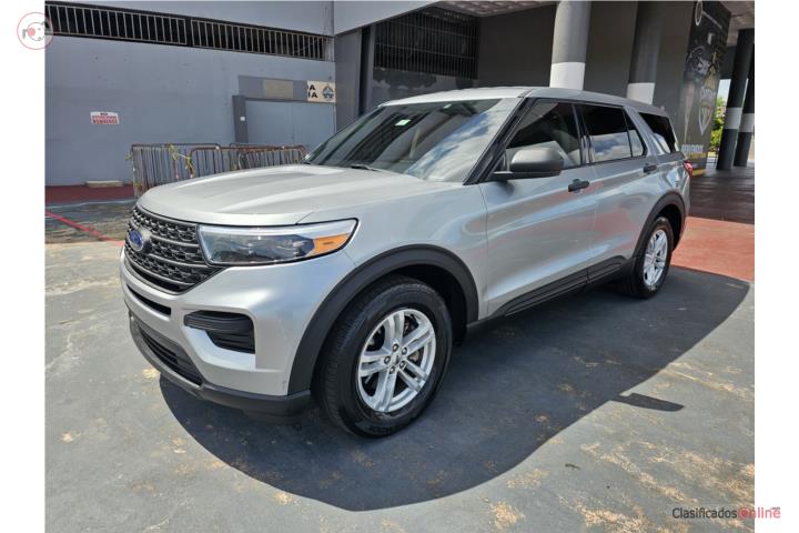 Explorer con 3 filas de asientos