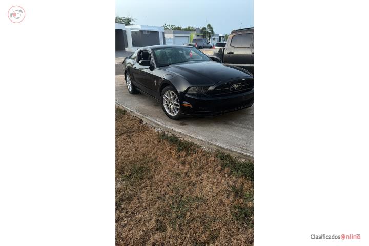 ?? SE VENDE  FORD MUSTANG V6 PREMIUM 2014 ??